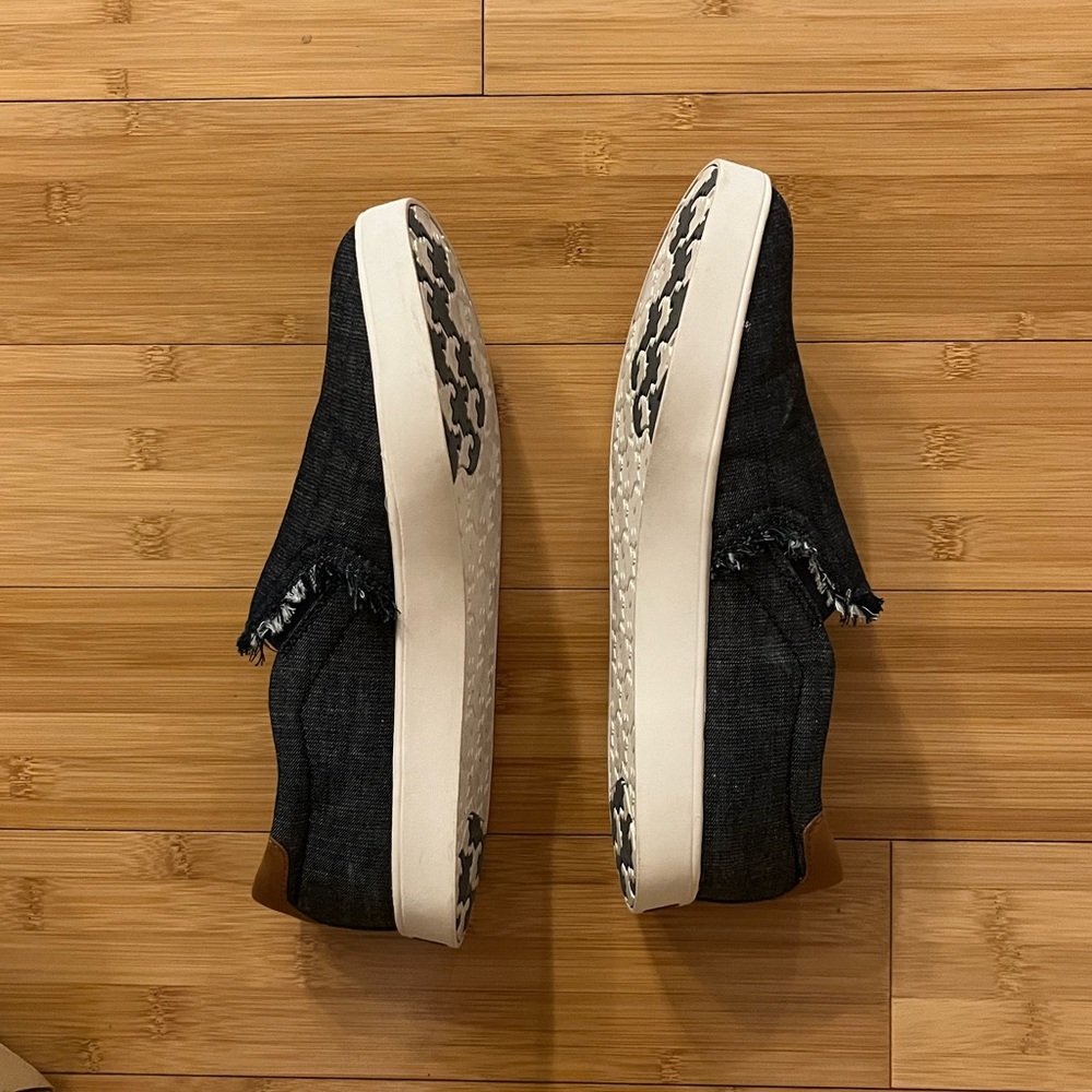 Dr. Scholl's Womens Scout Fray Slip-On Denim Shoes- Size 7.5 - Picture 6 of 7